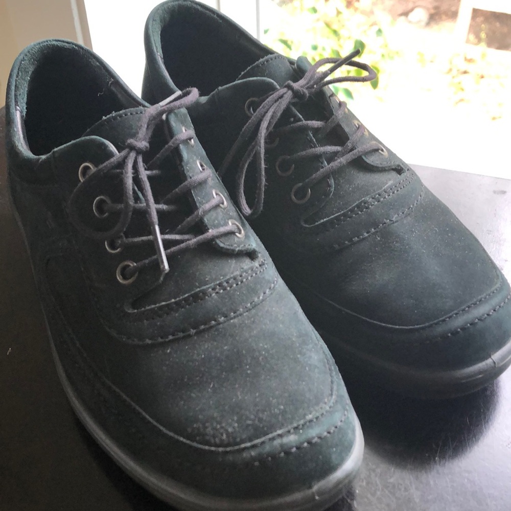 Romika black tie shoes size 37/6.5
